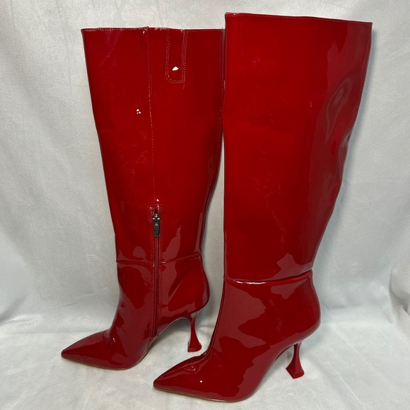 Vince Camuto Kamies Red Patent Leather Tall Knee High Heeled Boots Size 8 New - Picture 2 of 6